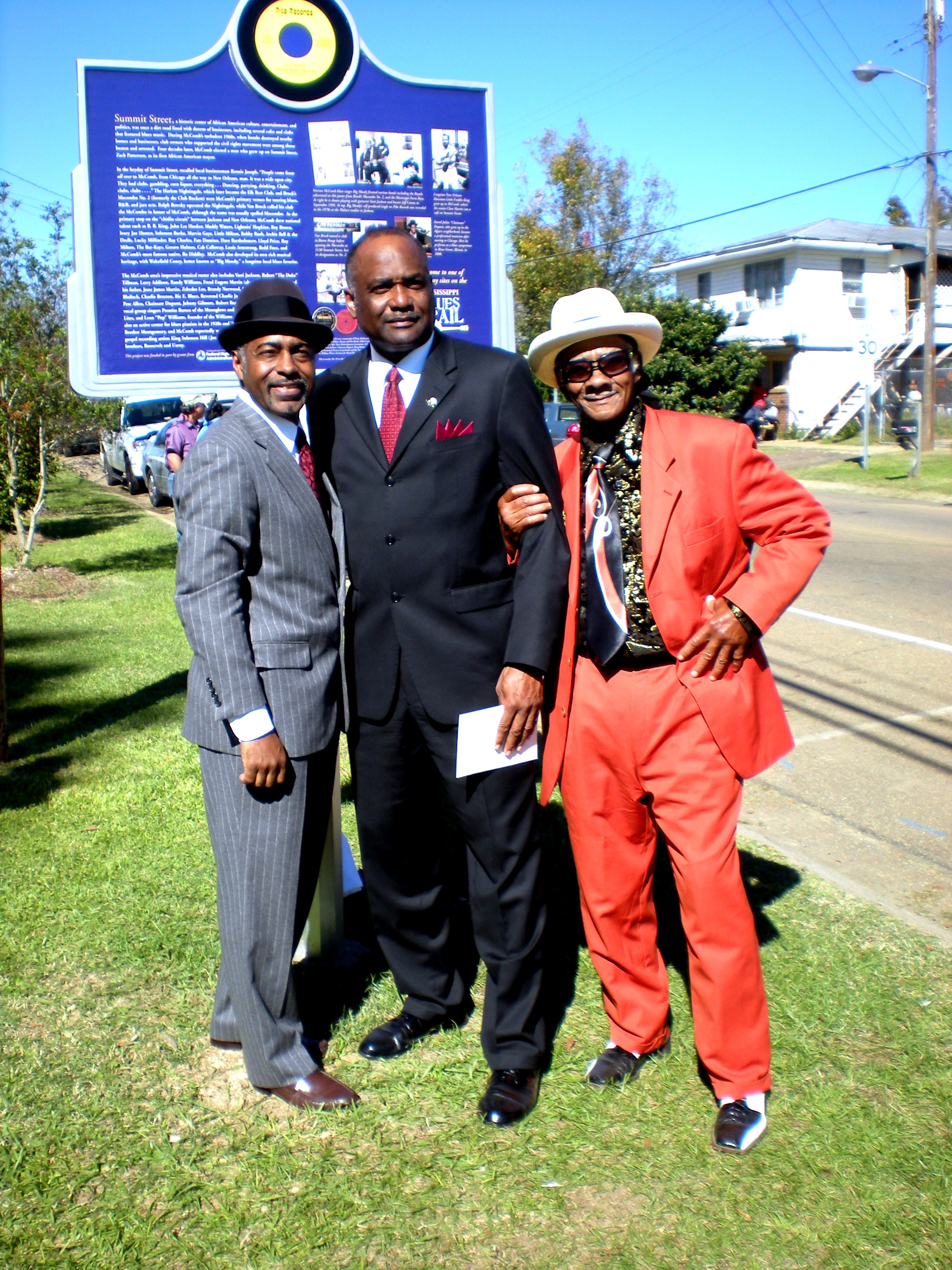 MAYOR ZACHARY PATTERSON PROVIDES A WELCOME HOME TO VASTI JACKSON AND LITTLE FREDDIE KING, 
